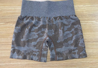 Camo Seamless Fitness & Yoga Shorts – Women’s Slim Workout